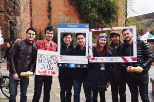 Pentas Malin Kundang disambut meriah warga Inggris, bangga!