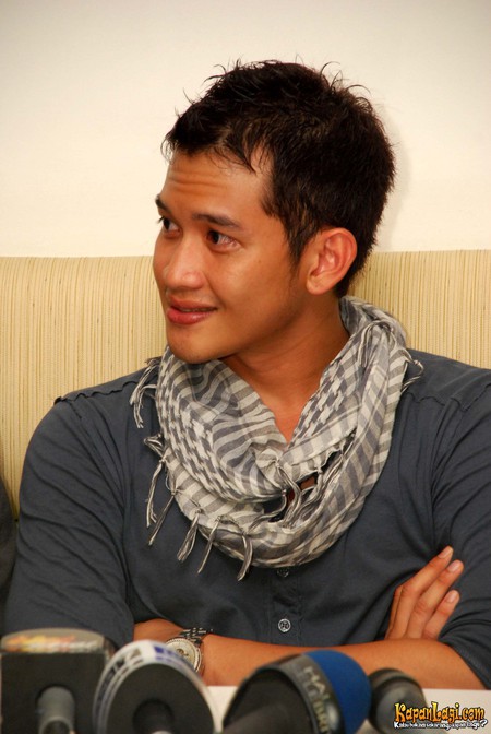 Artis tanpa medsos © 2016 brilio.net