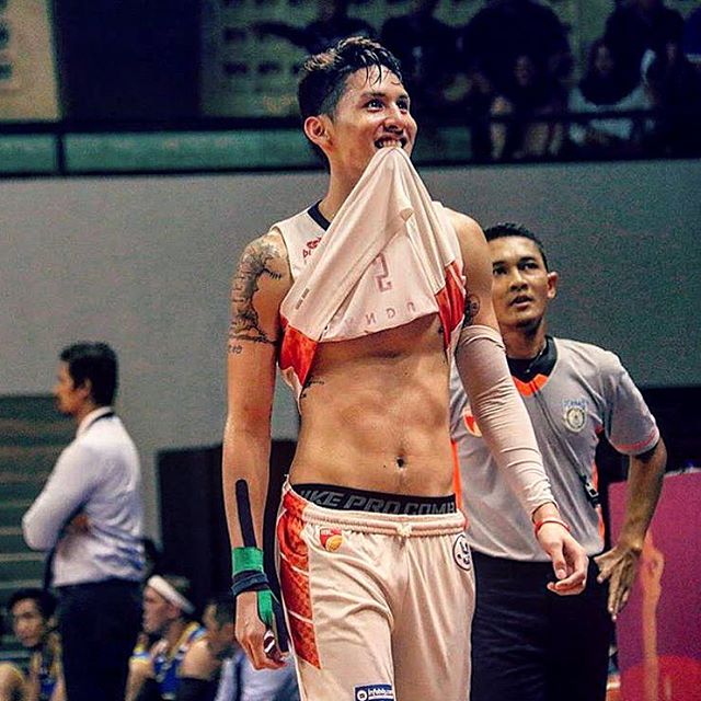 Olahraga - Daniel Timothy Wenas atlet  basket yg bikin cewek gagal fokus. © 2016 brilio.net