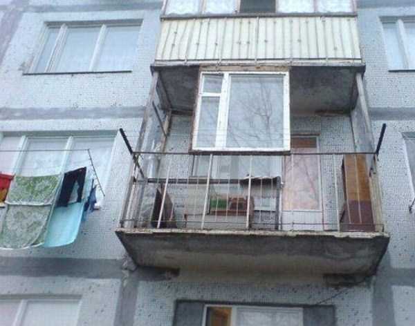 desain balkon gagal paham © 2016 brilio.net