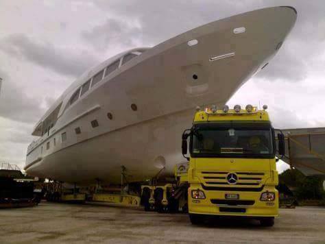 perkasanya truk 1-21 © 2016 brilio.net perkasanya truk 1-21 © 2016 brilio.net