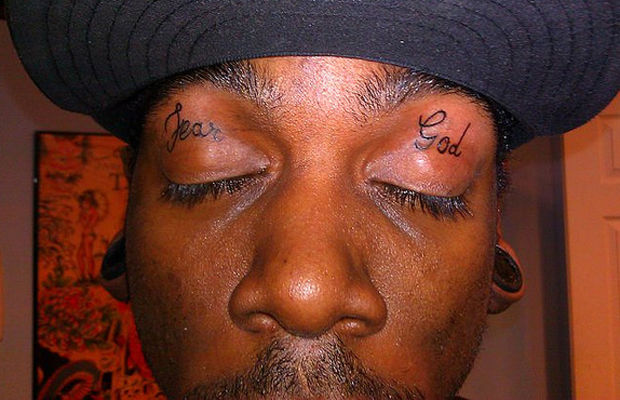 15 Foto tato di kelopak mata, 'nyeni' atau malah ngeri ya?
