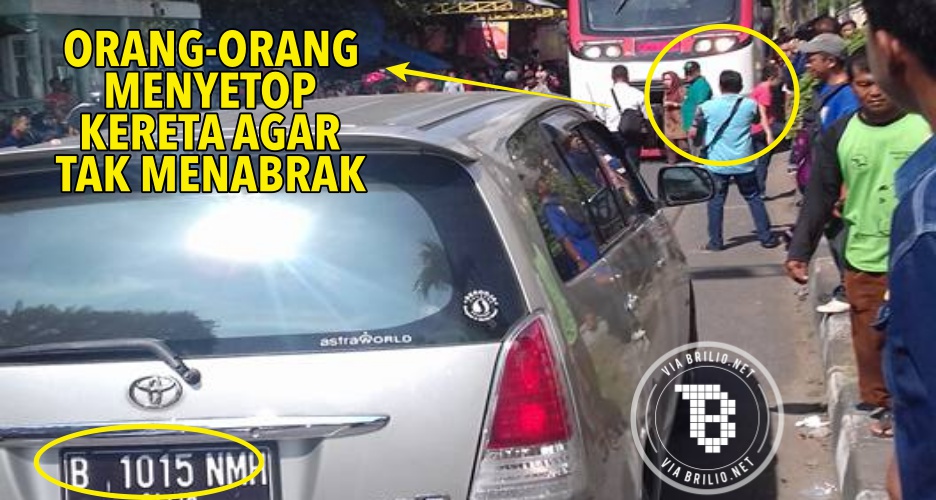 Mobil ini parkir di jalur kereta api, benar-benar parah!