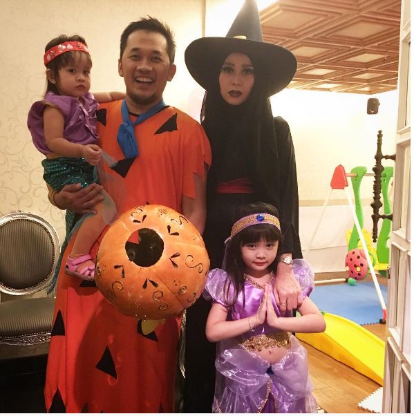 keluarga cosplay © 2016 brilio.net