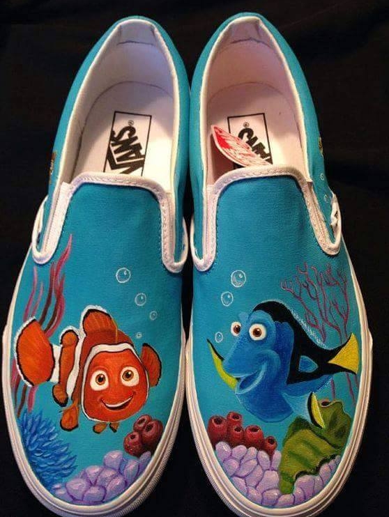 sepatu kartun  © 2016 brilio.net