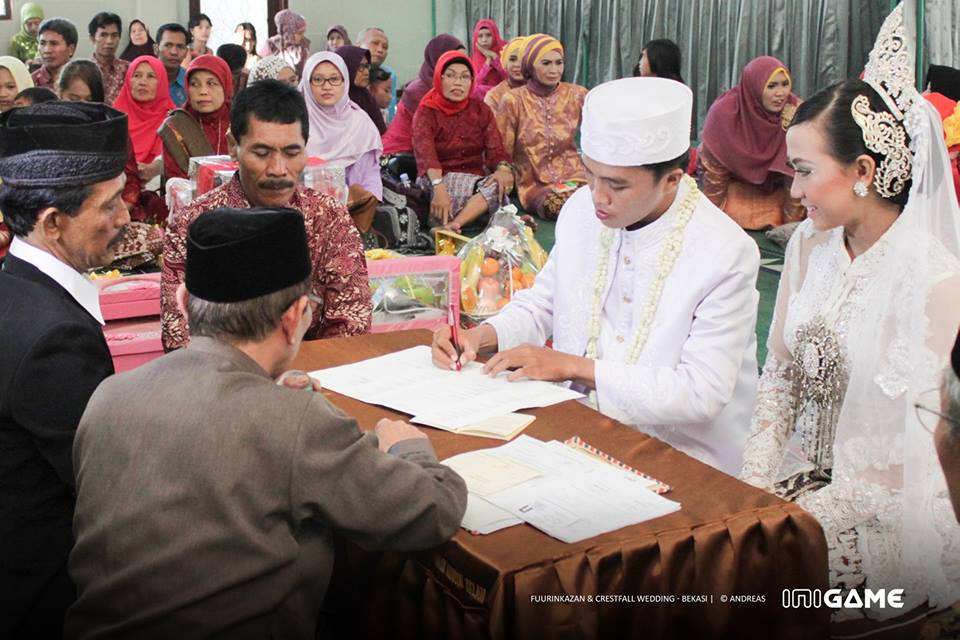 Bahagianya pasangan ini, menikah karena sama-sama suka main game DotA