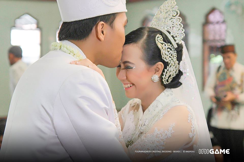 Bahagianya pasangan ini, menikah karena sama-sama suka main game DotA