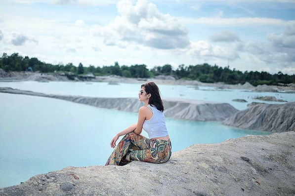 Danau Air Biru © 2016 brilio.net Danau Air Biru © 2016 brilio.net