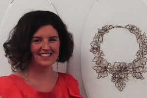 Kreasi kalung berbahan rambut manusia ini unik banget, kamu tertarik?