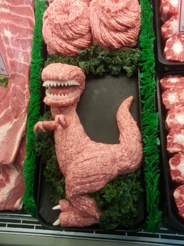 WOW - Penjual daging ini bentuk aneka karakter dari daging cincang © 2016 brilio.net