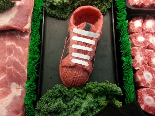 WOW - Penjual daging ini bentuk aneka karakter dari daging cincang © 2016 brilio.net