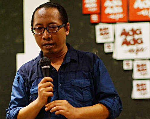 Aji Prasetyo, komikus Malang yang merintis kafe untuk komunitas