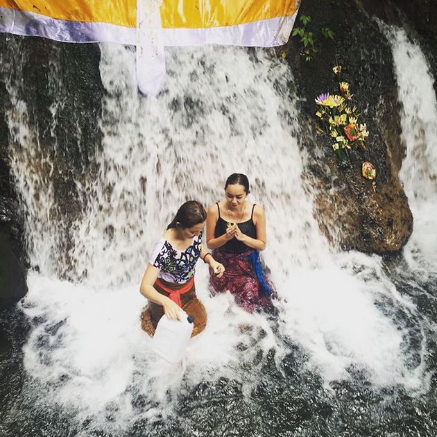 mitos dapat jodoh  © 2016 brilio.net mitos dapat jodoh  © 2016 brilio.net