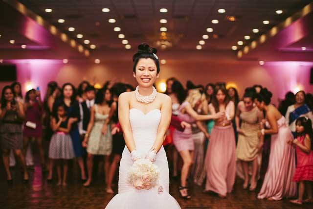 mitos dapat jodoh  © 2016 brilio.net mitos dapat jodoh  © 2016 brilio.net