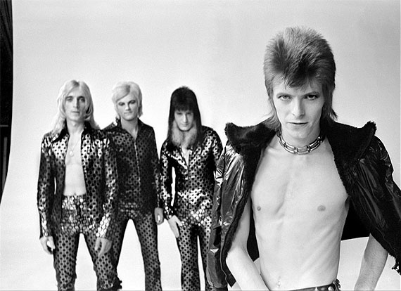 Bowie Style © 2016 brilio.net Bowie Style © 2016 brilio.net