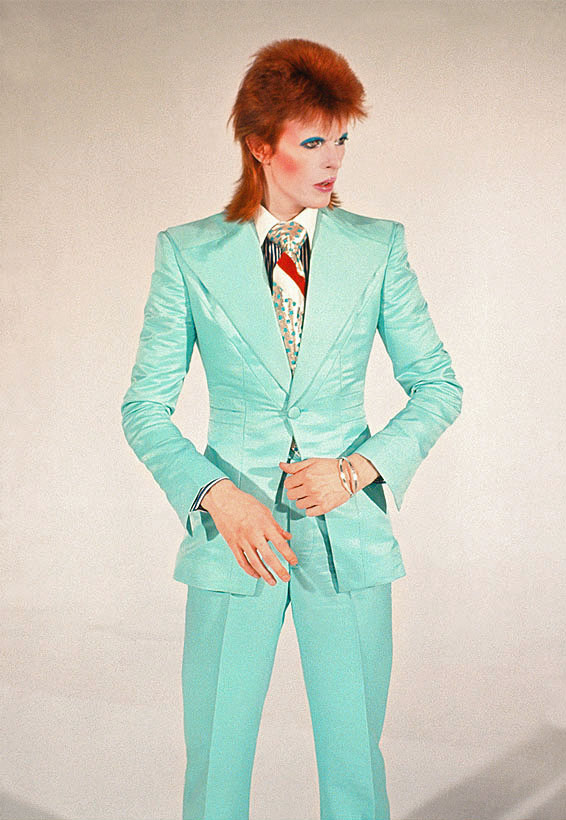 Bowie Style © 2016 brilio.net Bowie Style © 2016 brilio.net