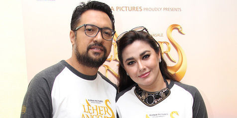 artis nikah luar negeri © 2016 brilio.net