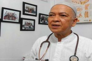 Aznan Lelo, dokter dengan tarif berobat 'ikhlas hati'