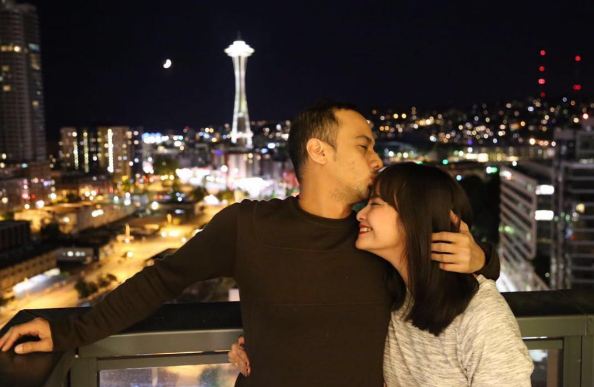 pasangan artis mesra © 2016 brilio.net pasangan artis mesra © 2016 brilio.net