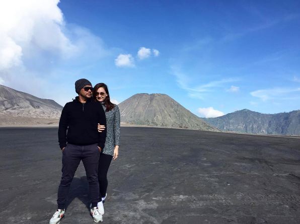 pasangan artis mesra © 2016 brilio.net pasangan artis mesra © 2016 brilio.net