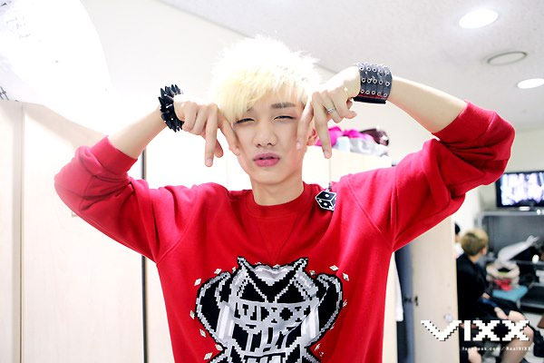 idol gay © 2016 brilio.net