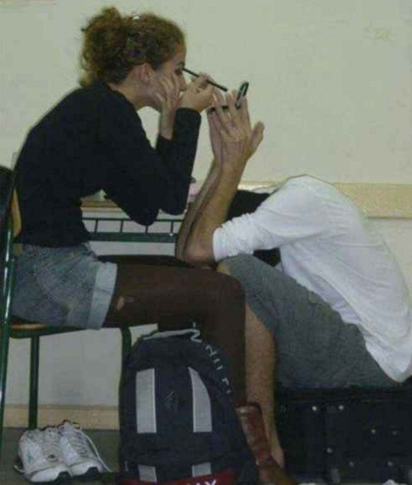 cowok gebet  © 2016 brilio.net