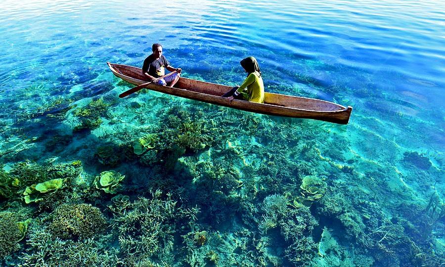Melihat keindahan Teluk Saleman, air lautnya terjernih di Indonesia