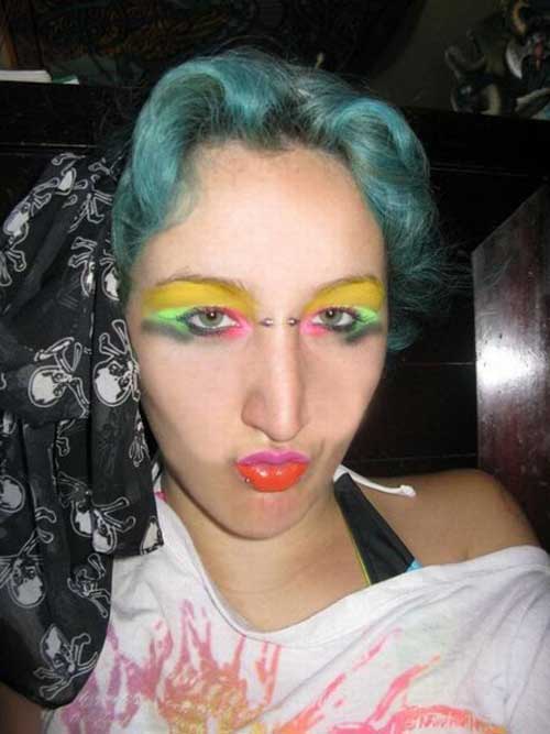 Makeup mata gagal © 2016 brilio.net