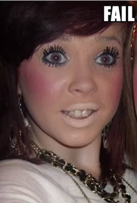 Makeup mata gagal © 2016 brilio.net