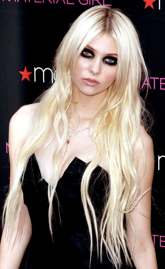 Makeup mata gagal © 2016 brilio.net