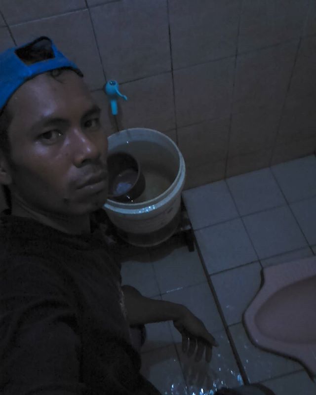 qosim selfie kamar mandi © 2016 brilio.net