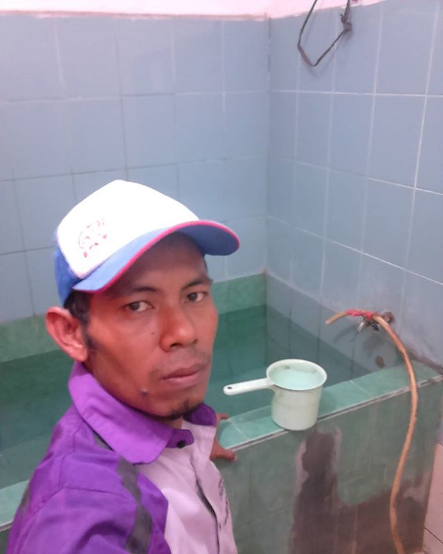 qosim selfie kamar mandi © 2016 brilio.net