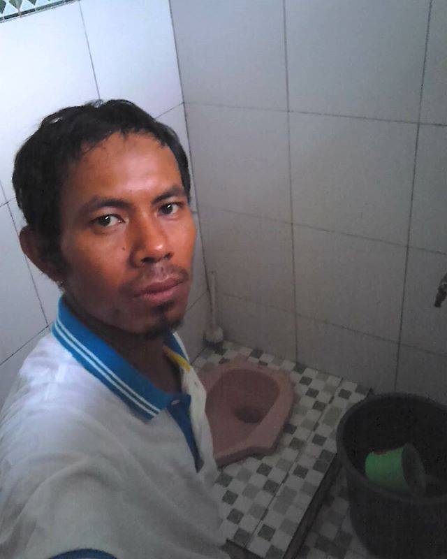 qosim selfie kamar mandi © 2016 brilio.net