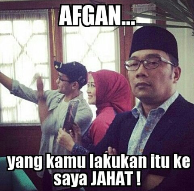 22 Meme Kang Emil vs Ahok © 2016 brilio.net