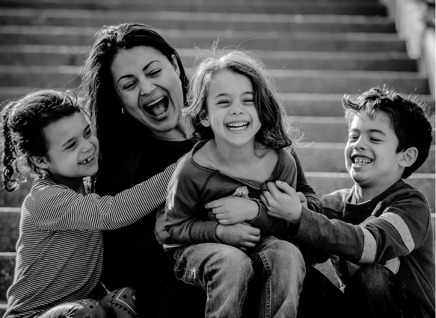 potret kehangatan ibu dan anak © 2016 brilio.net