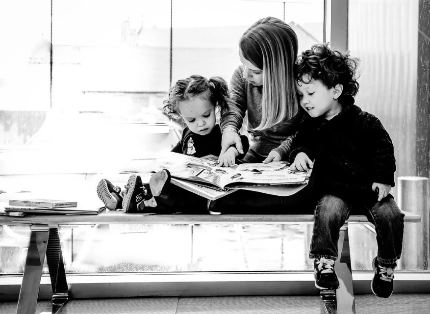 potret kehangatan ibu dan anak © 2016 brilio.net