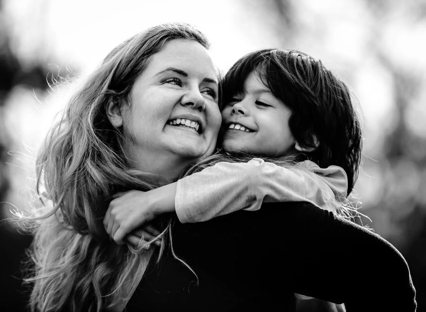 potret kehangatan ibu dan anak © 2016 brilio.net