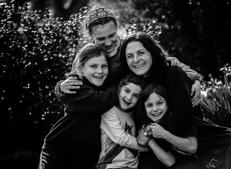 potret kehangatan ibu dan anak © 2016 brilio.net