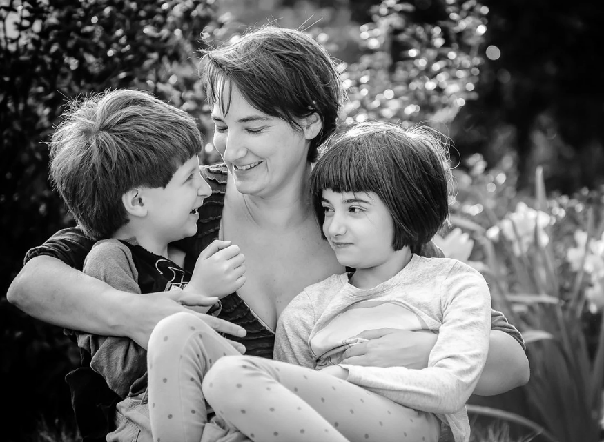 potret kehangatan ibu dan anak © 2016 brilio.net