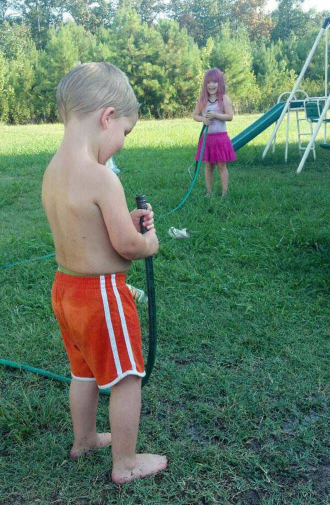 Duhshit © 2016 brilio.net