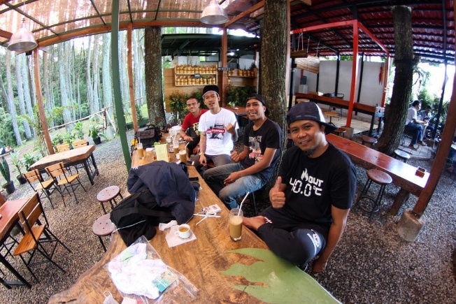 reza noah  © 2016 brilio.net reza noah  © 2016 brilio.net