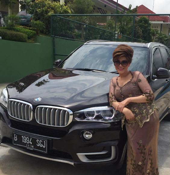 Dorce Gamalama © 2016 brilio.net Dorce Gamalama © 2016 brilio.net