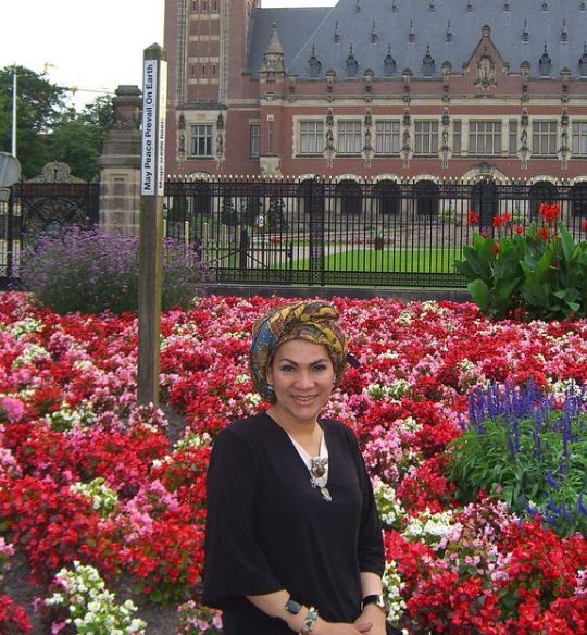 Dorce Gamalama © 2016 brilio.net Dorce Gamalama © 2016 brilio.net