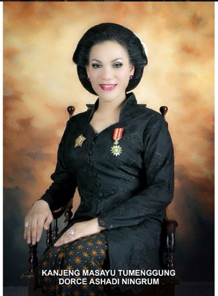 Dorce Gamalama © 2016 brilio.net Dorce Gamalama © 2016 brilio.net