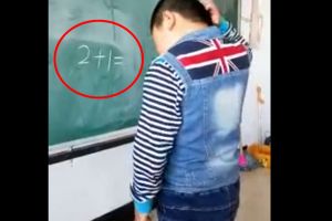 Bocah ini bingung saat kerjakan soal matematika, hasilnya bikin ngakak