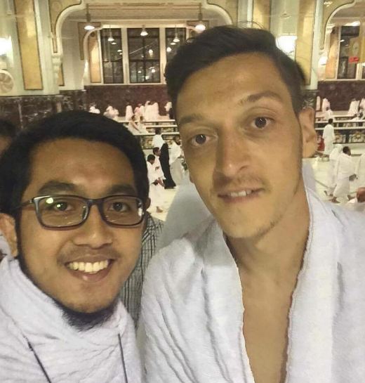 ozil umroh © 2016 brilio.net
