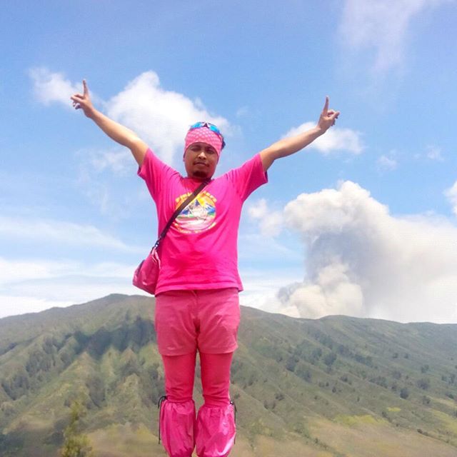 komunitas pink hikers © 2016 brilio.net