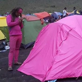 komunitas pink hikers © 2016 brilio.net