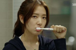 Ini bahaya jika kamu terlalu sering sikat gigi, apa ya?