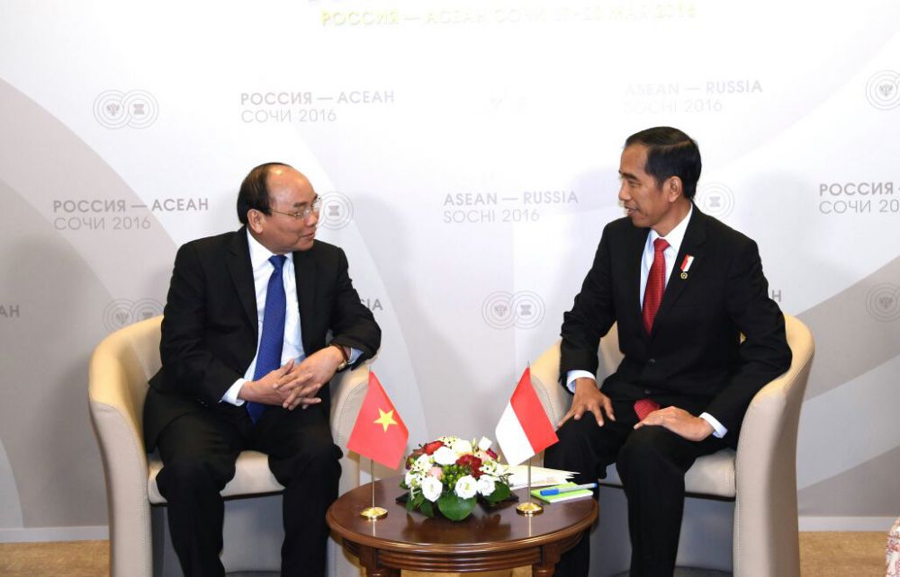 trik menarik dalam percakapan © 2016 brilio.net trik menarik dalam percakapan © 2016 brilio.net